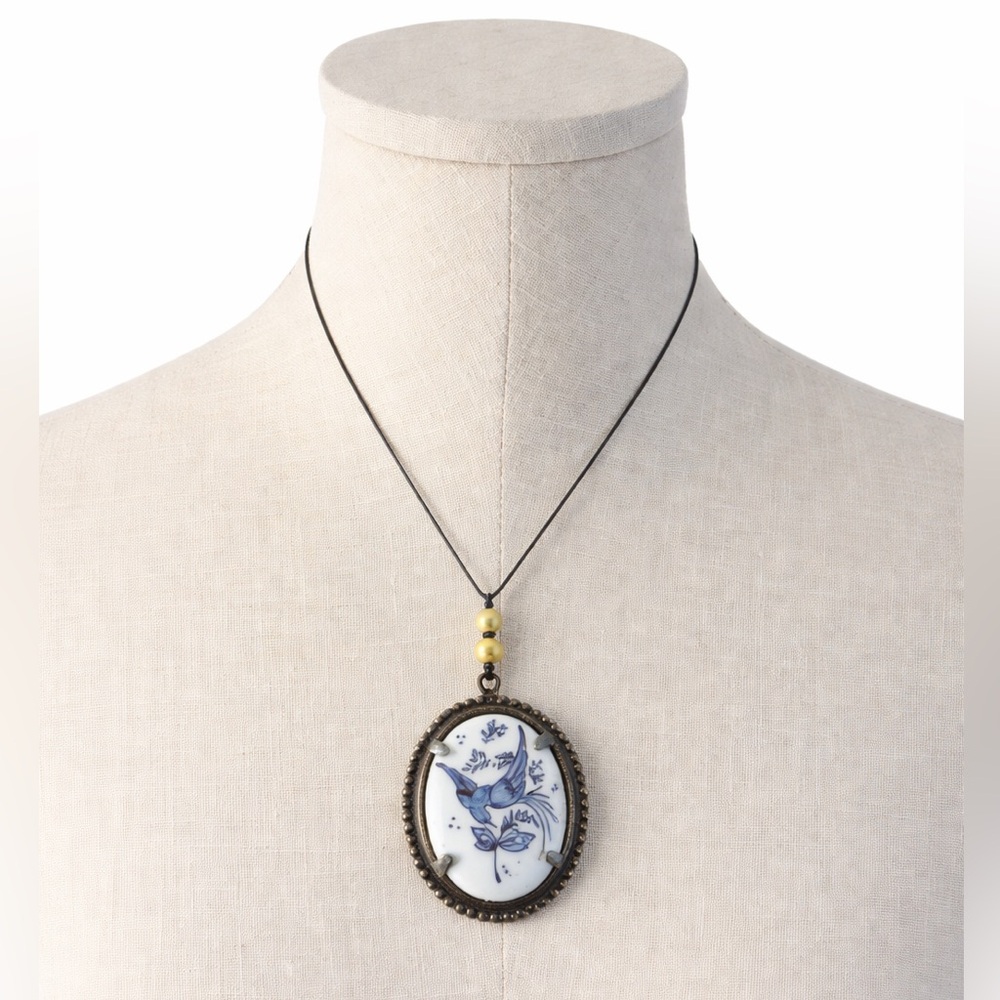 Arden B Blue White Porcelain Pendant Necklace Y2K Cottagecore Chic Boho